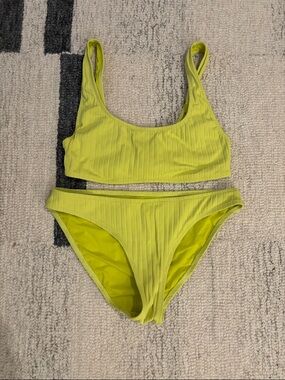 SOLID & STRIPED Lime Ribbed Bikini Set ( used once) ✨